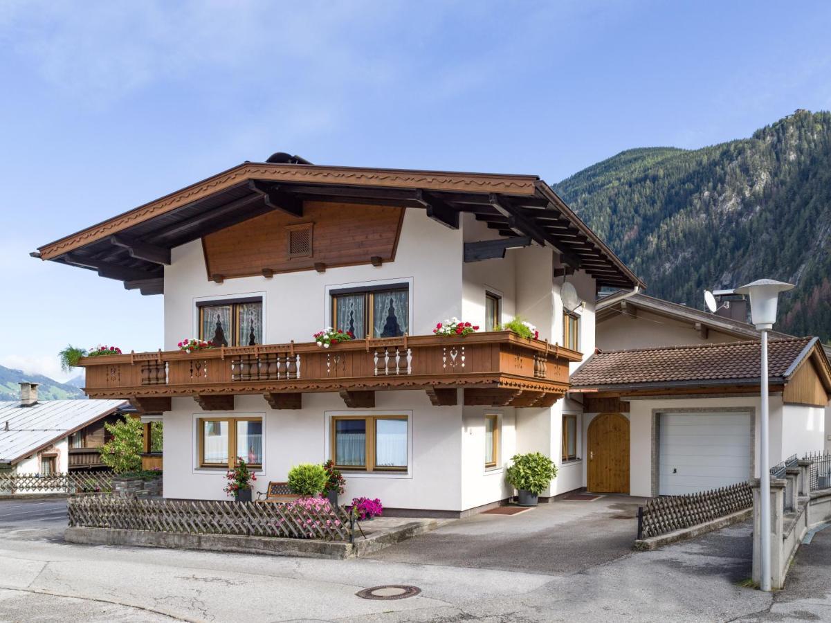 Apart Romana Mayrhofen Luaran gambar